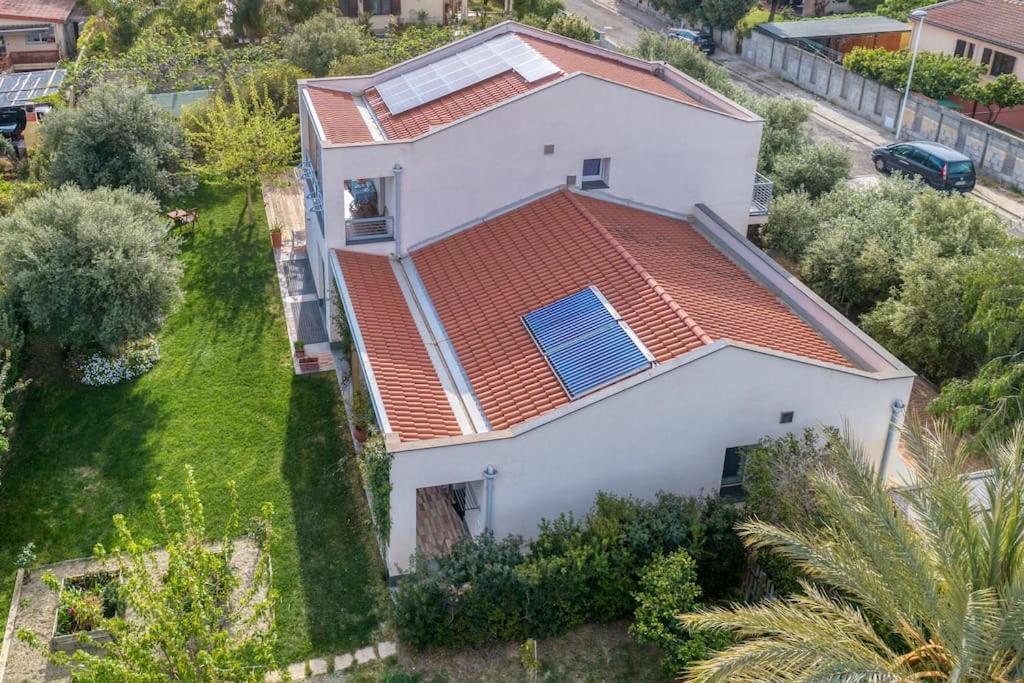 La Casa Degli Ulivi In Con Patio Apartment Quartu Sant'Elena